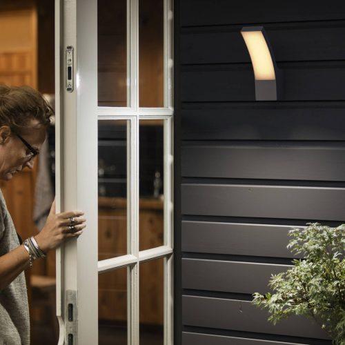 Philips Splay LED kültéri fali lámpa 2700K