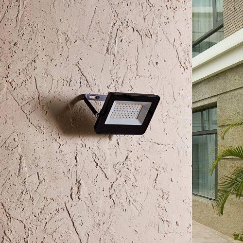 Prios Liezel LED kültéri spotlámpa 15W RGBW Tuya IP65