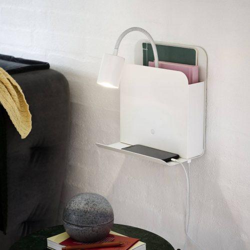 Romi fali lámpa polccal és USB-vel